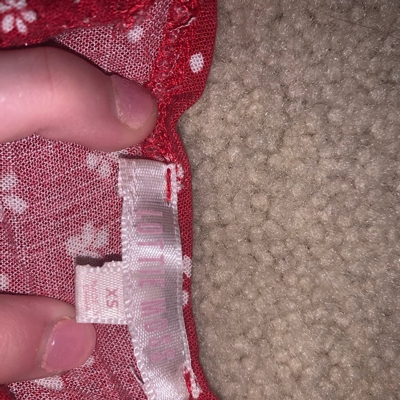 Brandy Melville tank topppp - Picture 4 of 4